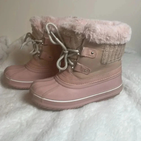 London Fog Other - London Fog Youth Pink and Gray Tottenham Waterproof Faux Fur Size Boots -Size 12
